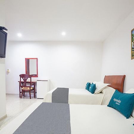 Ayenda Hotel Carivdi Синселехо Екстериор снимка
