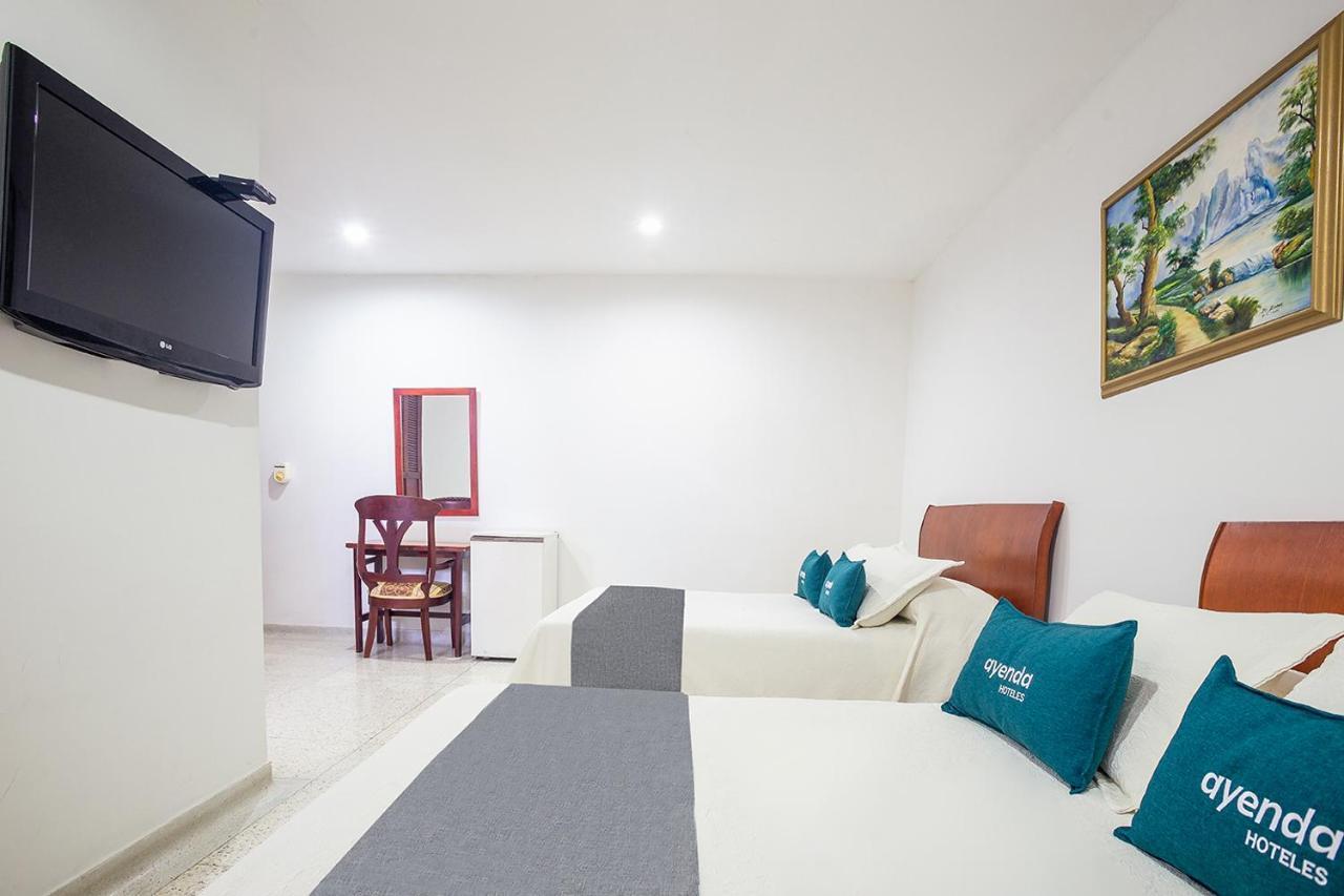 Ayenda Hotel Carivdi Синселехо Екстериор снимка