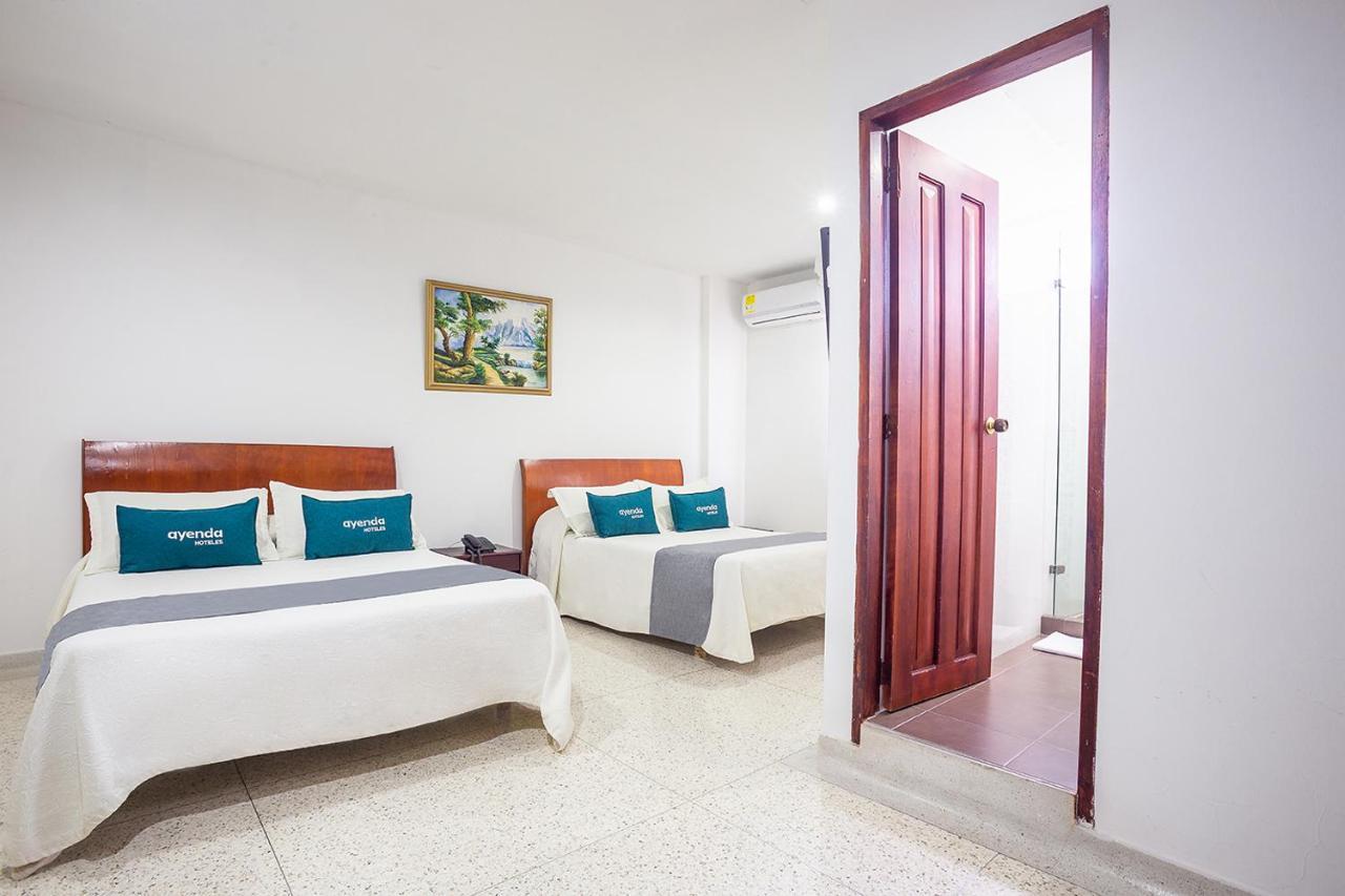 Ayenda Hotel Carivdi Синселехо Екстериор снимка