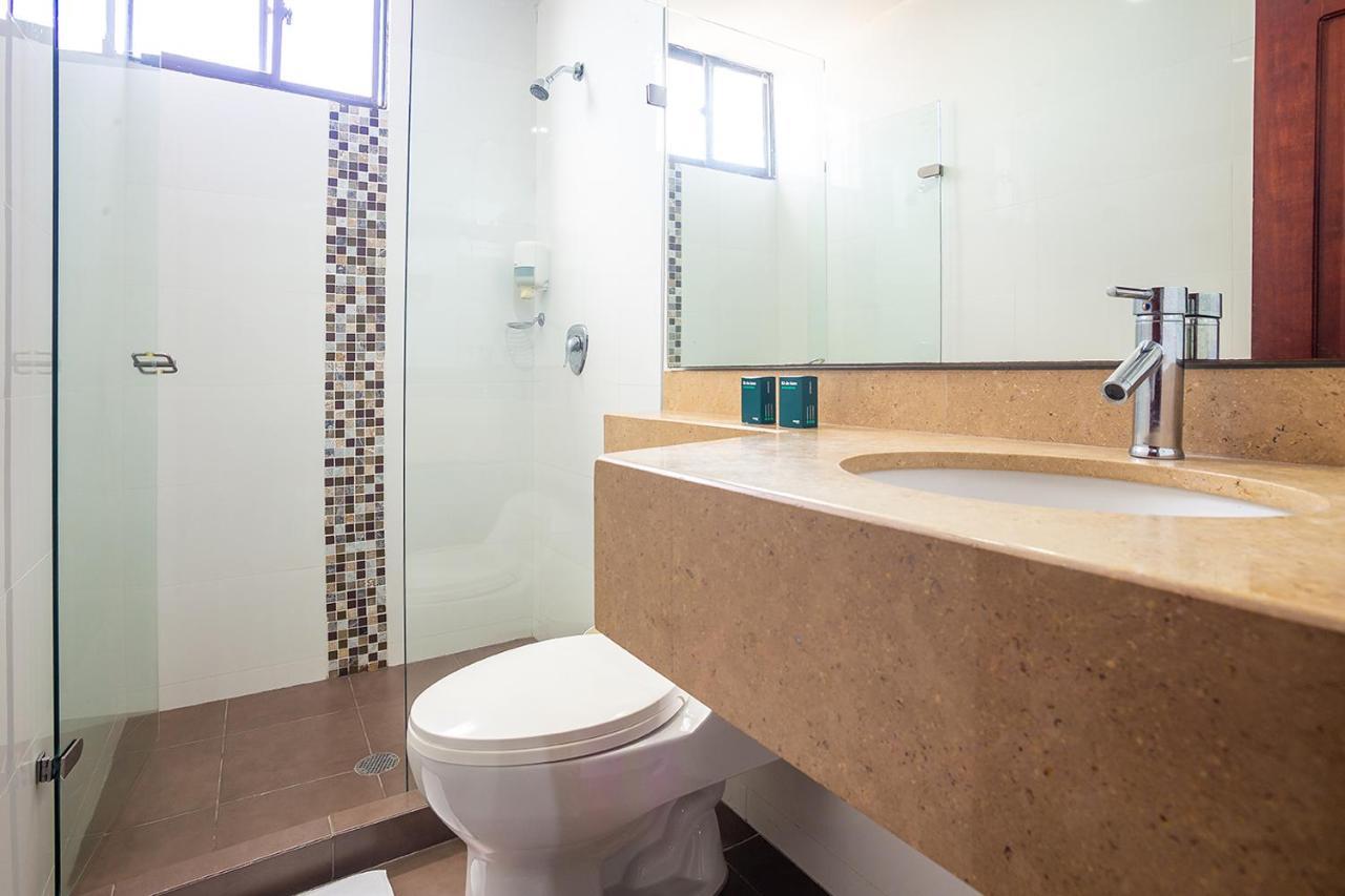 Ayenda Hotel Carivdi Синселехо Екстериор снимка