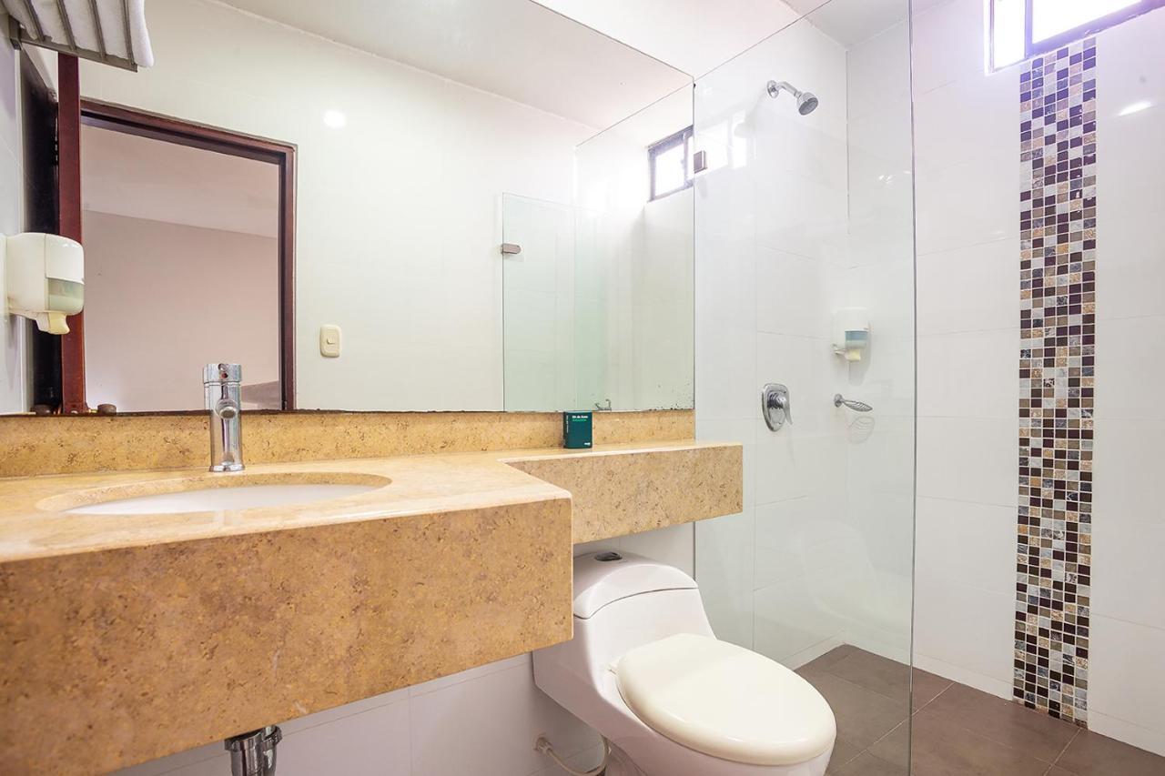 Ayenda Hotel Carivdi Синселехо Екстериор снимка