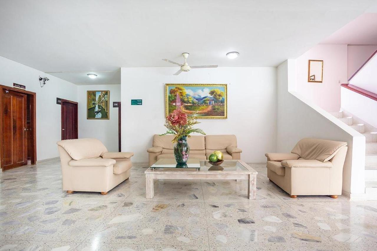 Ayenda Hotel Carivdi Синселехо Екстериор снимка