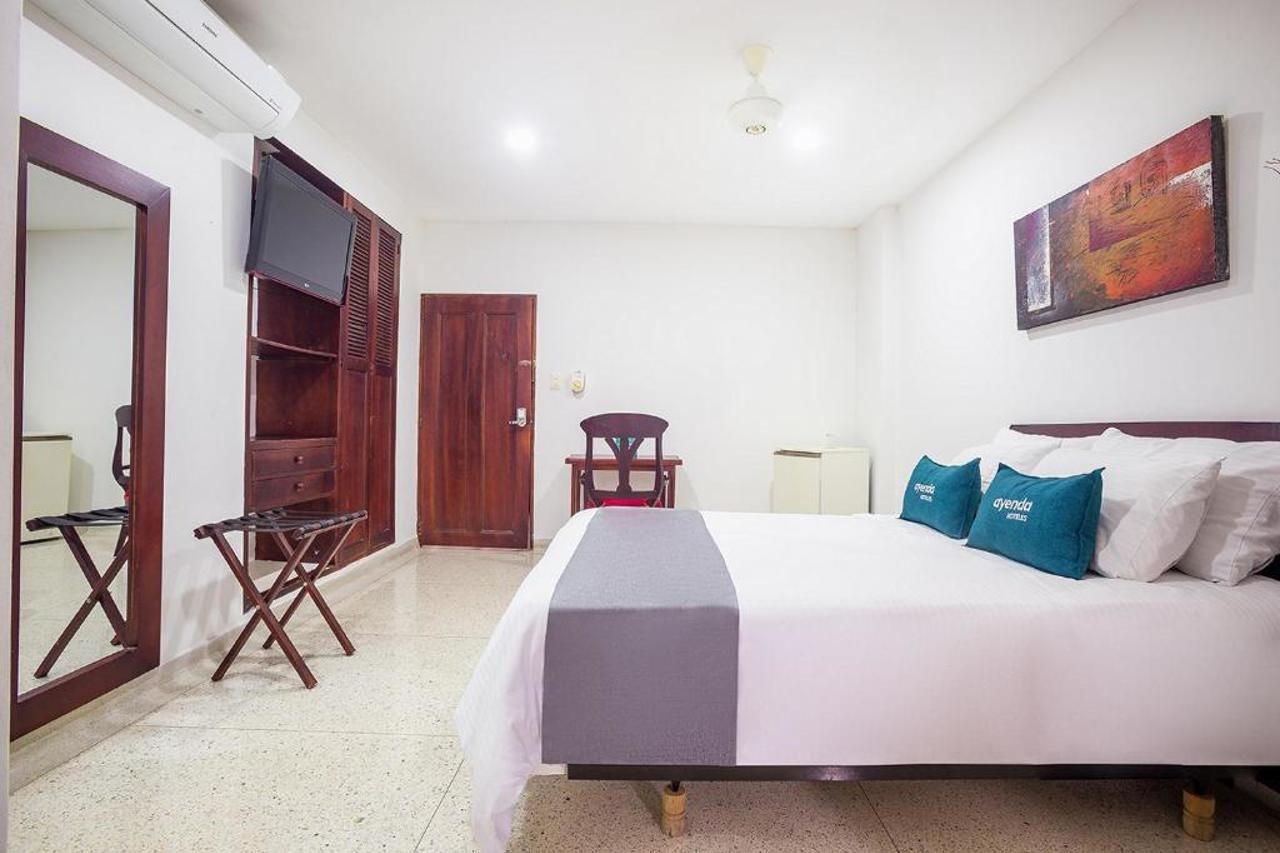Ayenda Hotel Carivdi Синселехо Екстериор снимка